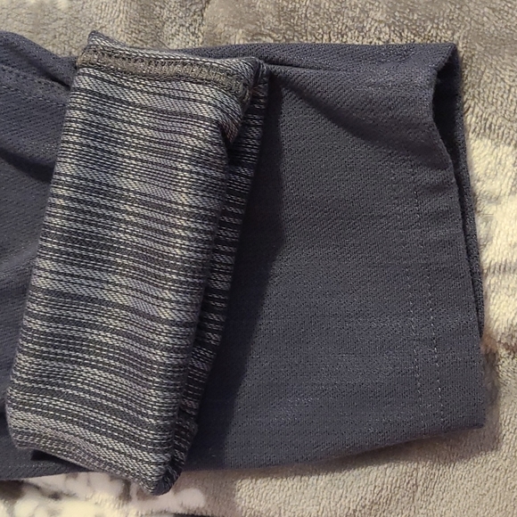 Women's Legging Depot Grey Jeggings. Size 1X/2X - Picture 6 of 6